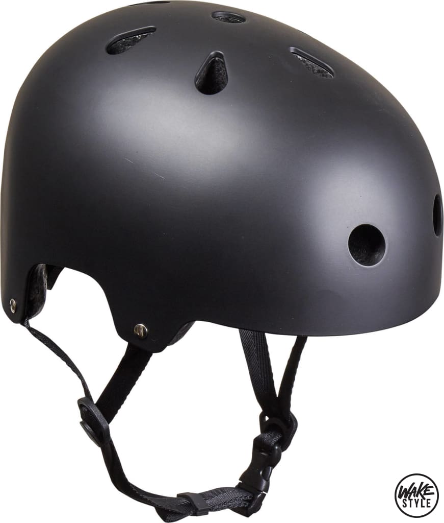 Skate best sale style helmet